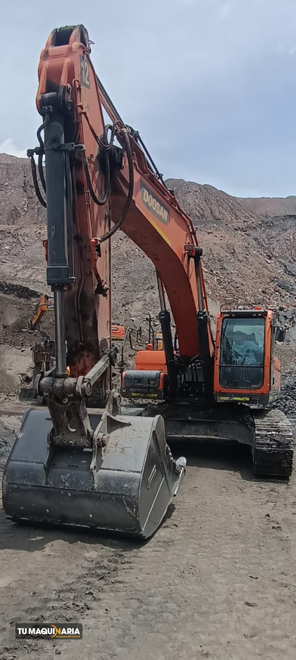 Excavadora usada 2021 Doosan DX340LCA-K (4)
