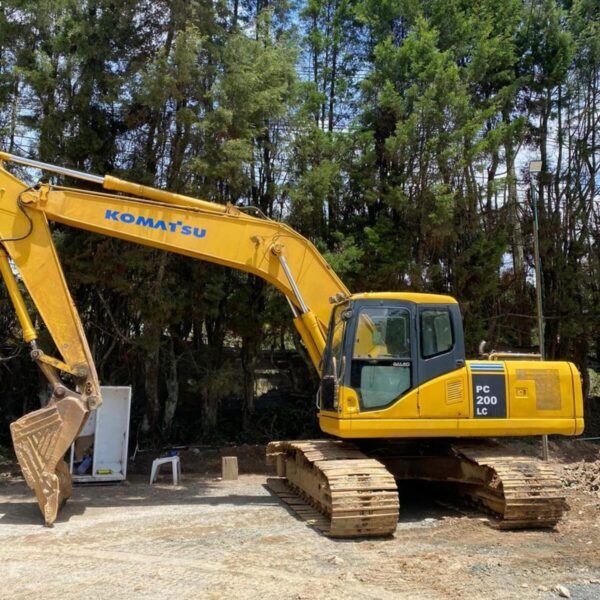 excavadora usada 2005 komatsu pc200-7 (10)