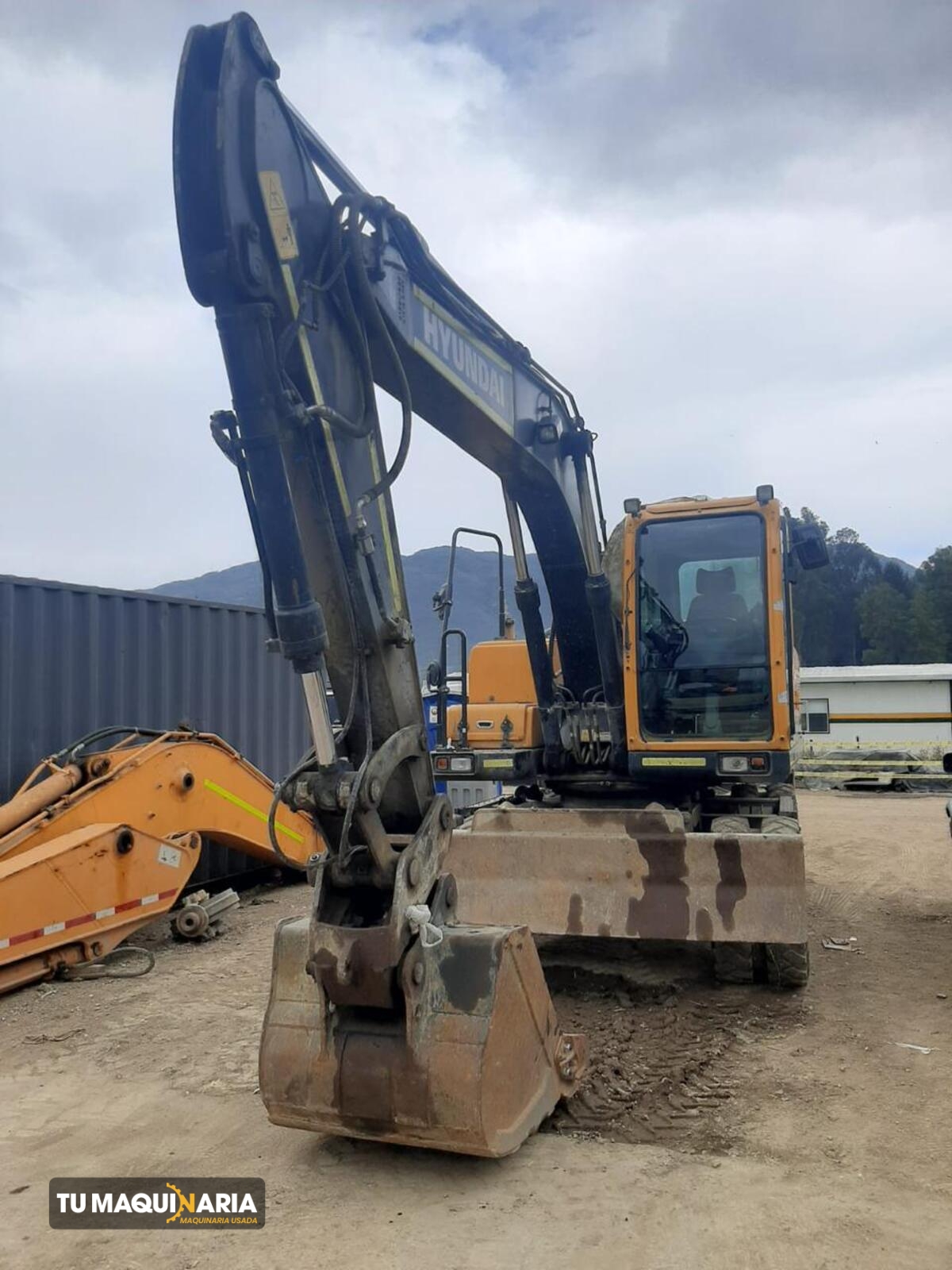 excavadora sobre ruedas 2021 hyundai r140w-9s tm1313 (2)