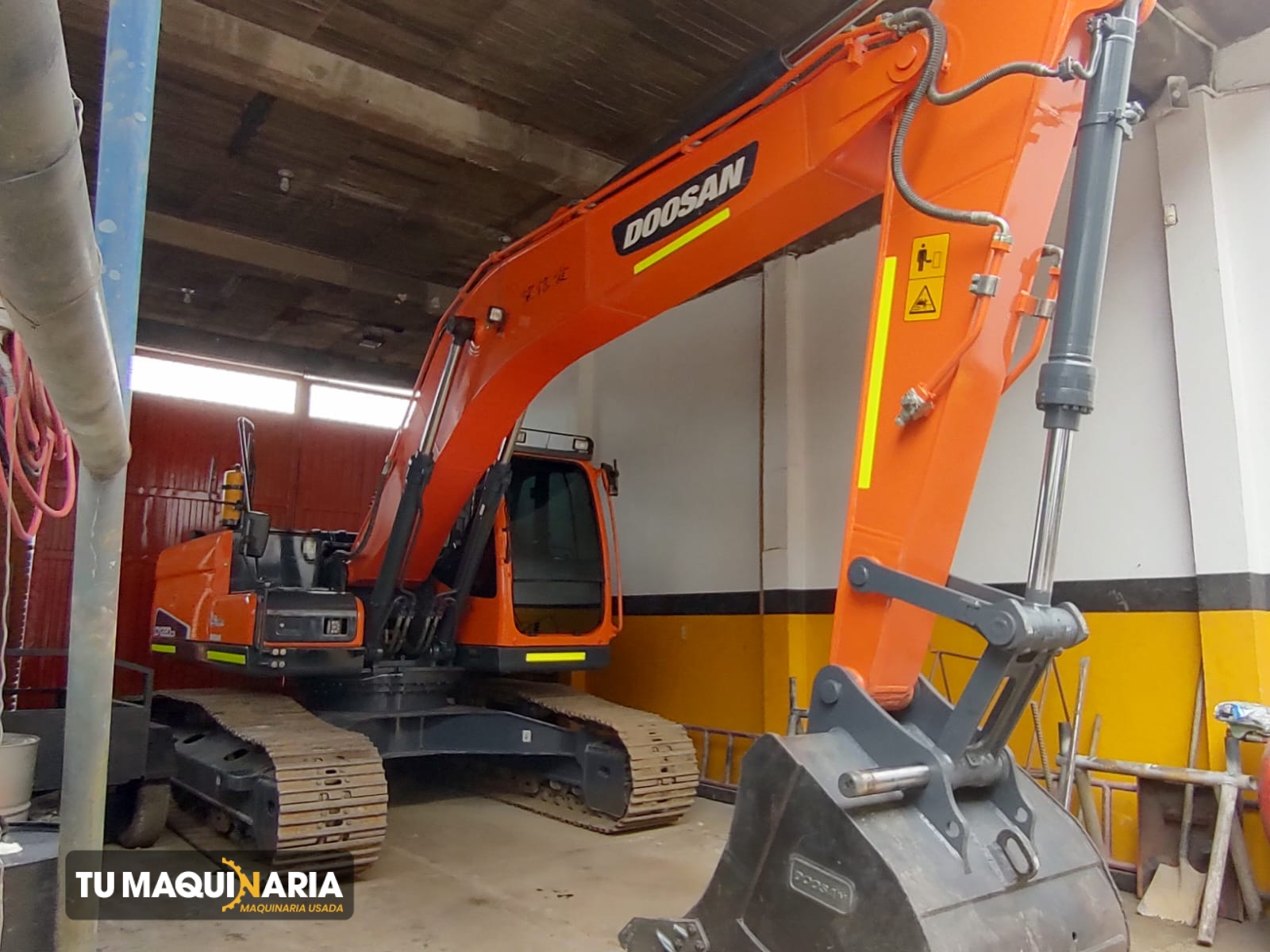 Excavadora usada 2019 doosan dx220lca tm0992 (4)