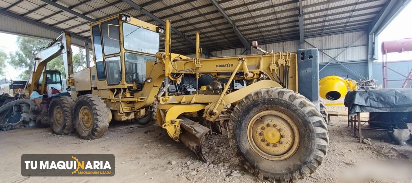 Motoniveladora uasada 2006 komatsu gd511a-1 tm1392