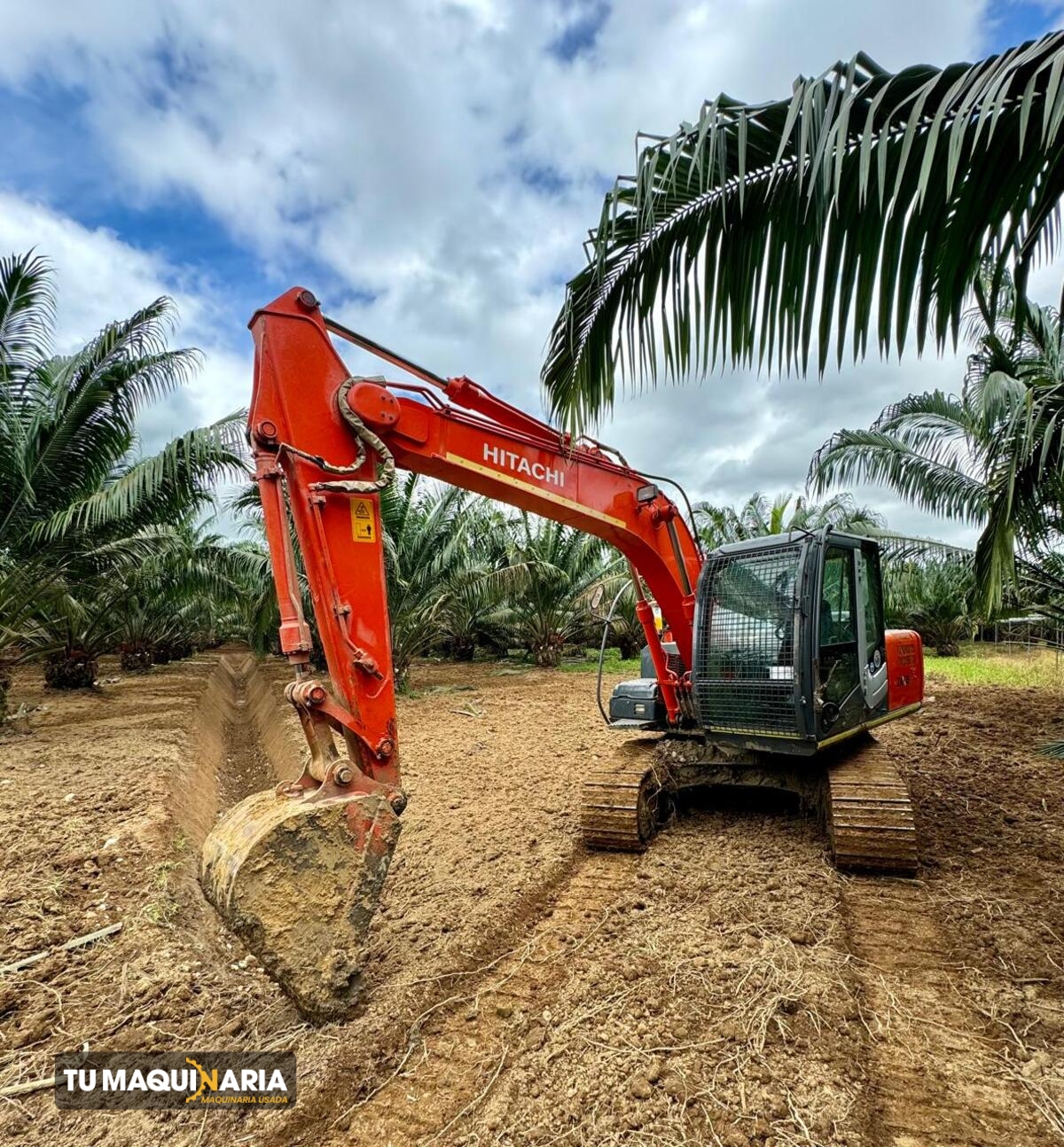 Excavadora usada 2011 hitachi zx110-3 tm1456 (12)