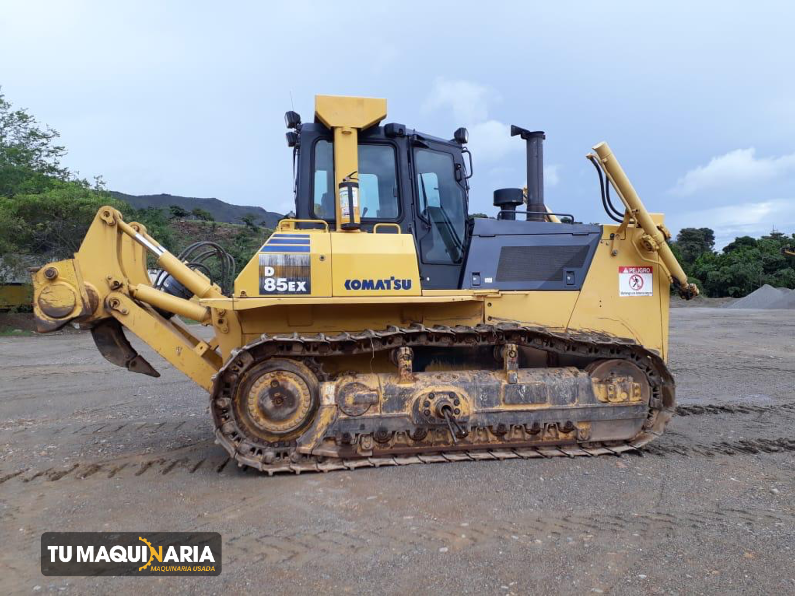 bulldozer usado 2008 komatsu d85ex15e0 tm1477 (2)